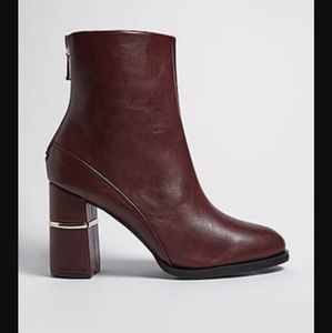 NWOT Burgundy Chunky Heel Booties